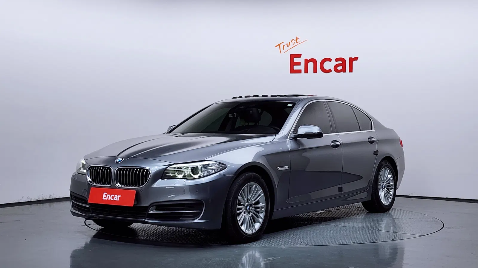 BMW Série 5 (F10) 520d 2015 — photo 1 sur 20