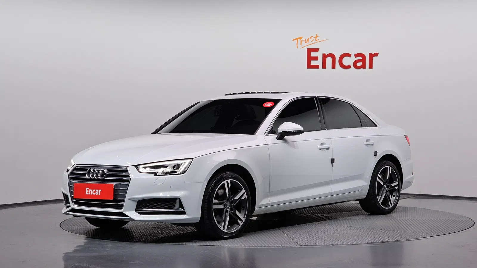Audi A4 (B9) 40 TFSI Premium 2019 — photo 1 sur 32