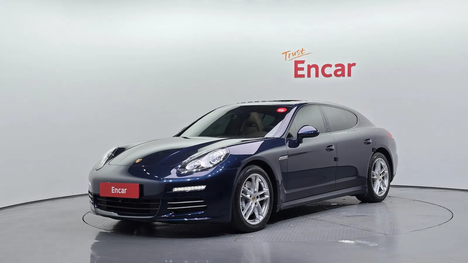 Porsche Panamera 3.6 AWD 2015 — photo 1 sur 20