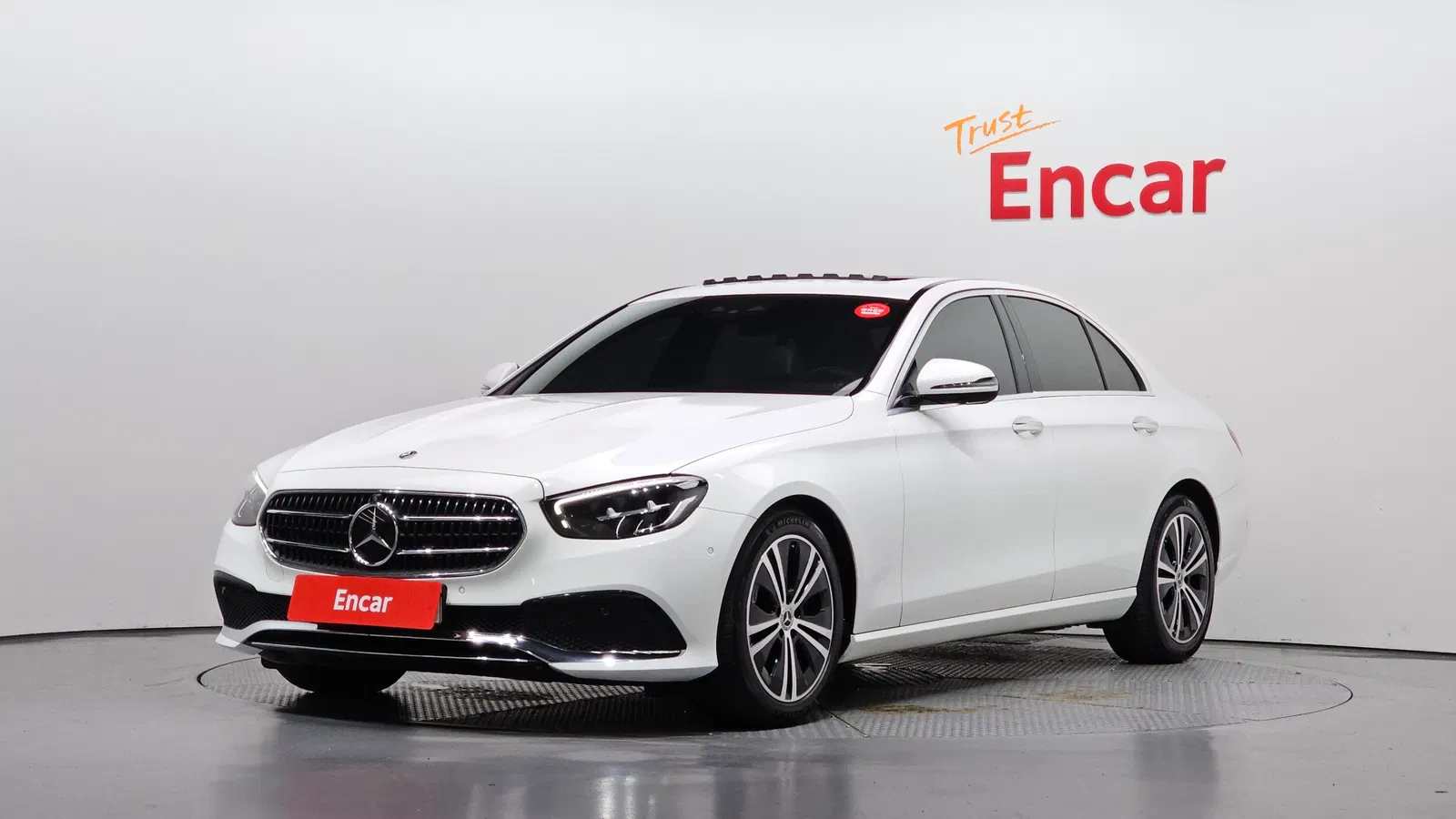 Mercedes-Benz Classe E E250 Avantgarde (W213) 2022 — photo 1 sur 38