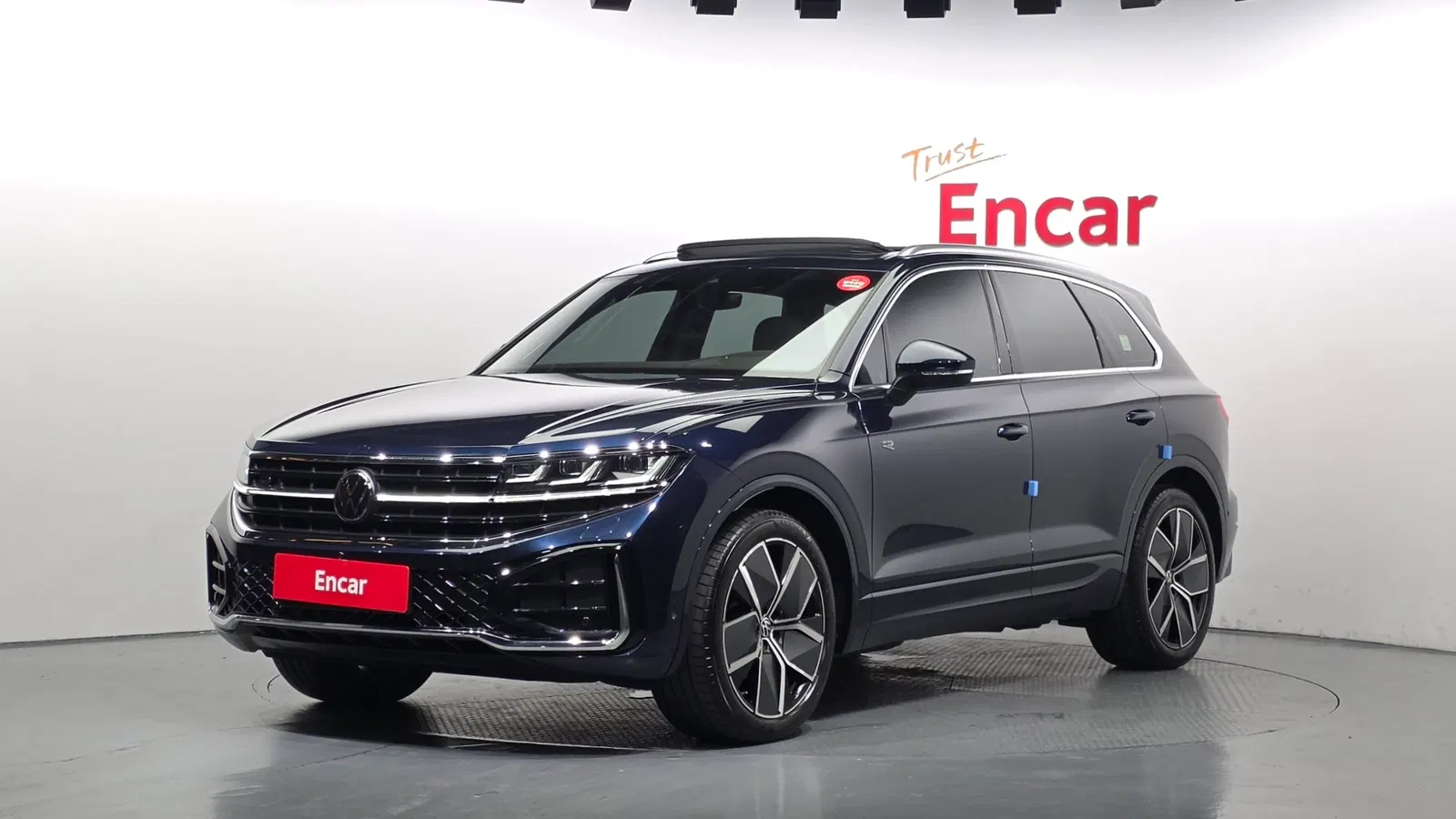 Volkswagen Touareg 3e génération 3.0 TDI R-Line 2024 — photo 1 sur 40