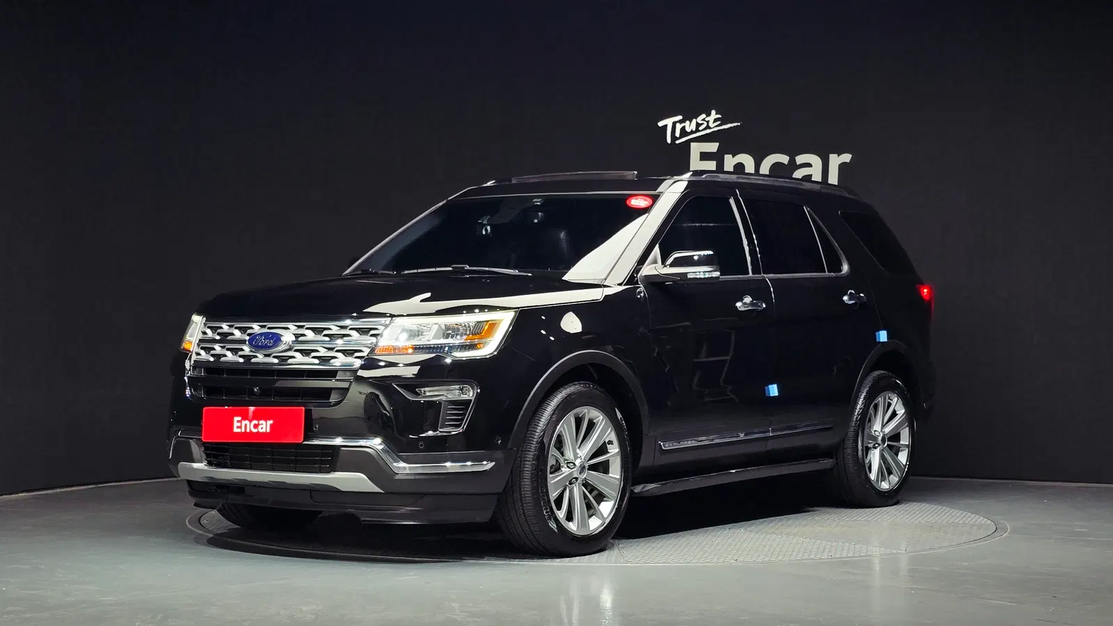 Ford Explorer 2.3 Limited 4WD 2019 — photo 1 sur 36