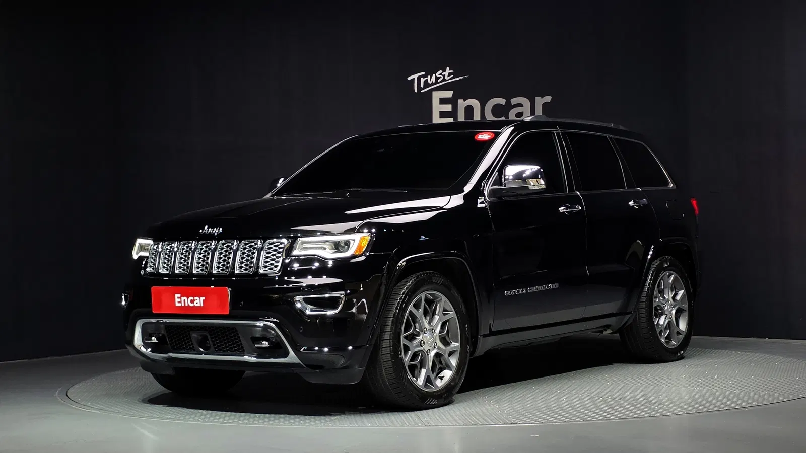 Jeep Grand Cherokee 3.6 Overland 2020 — photo 1 sur 39