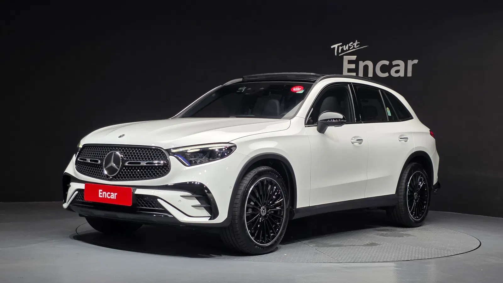 Mercedes-Benz GLC AMG Line · GLC300 4MATIC (X254) 2026 — photo 1 sur 32