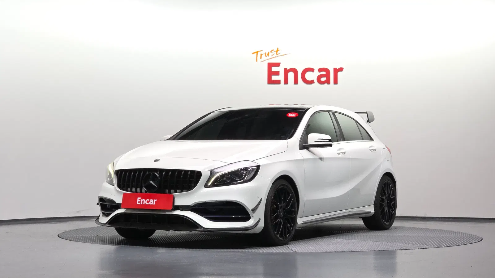 Mercedes-AMG Classe A A45 4MATIC (W176) 2018 — photo 1 sur 32