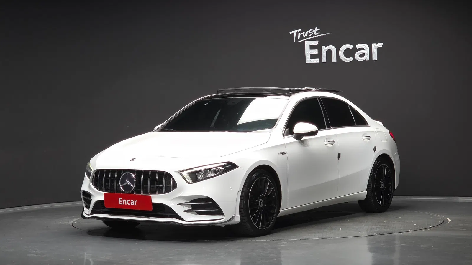 Mercedes-Benz Classe A A220 Berline (W177) 2020 — photo 1 sur 20