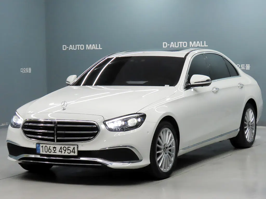 Mercedes-Benz Classe E E250 Exclusive (W213) 2022 — photo 1 sur 26