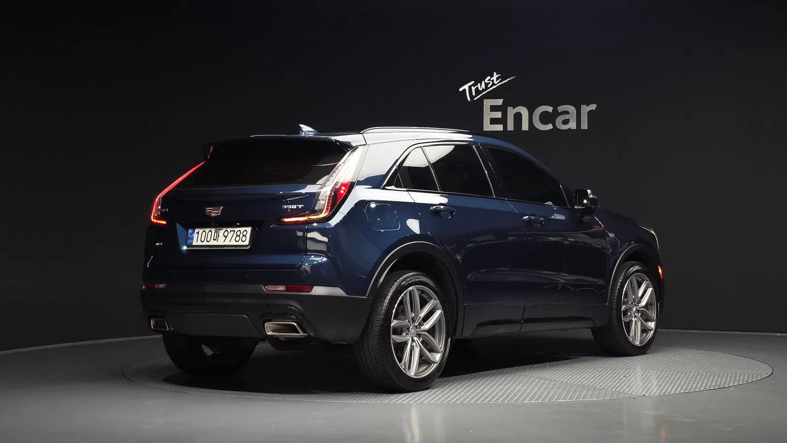 Cadillac XT4 2.0 Sport AWD 2021 — photo 1 sur 35