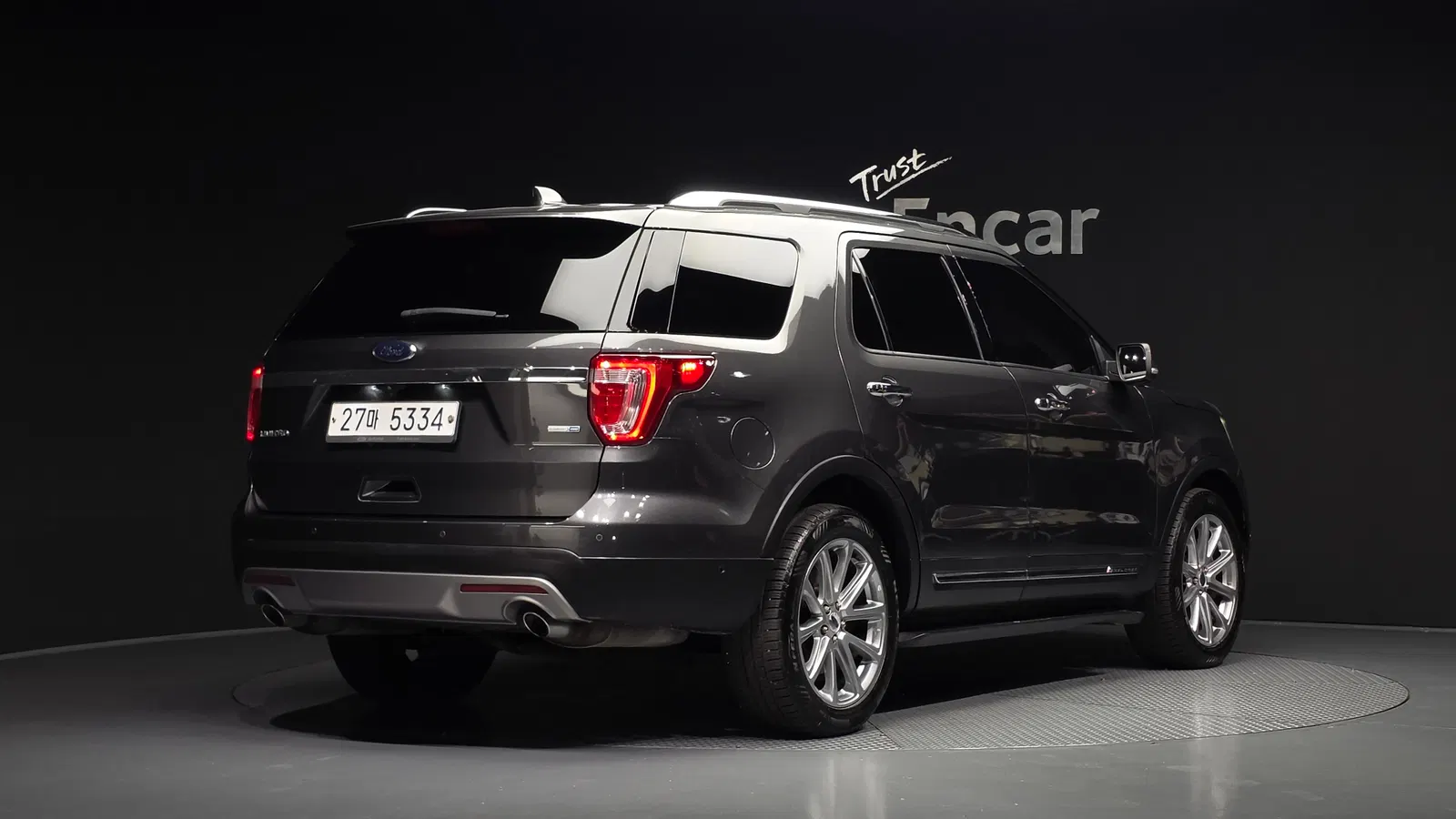 Ford Explorer 2.3 Limited 4WD 2017 — photo 1 sur 39