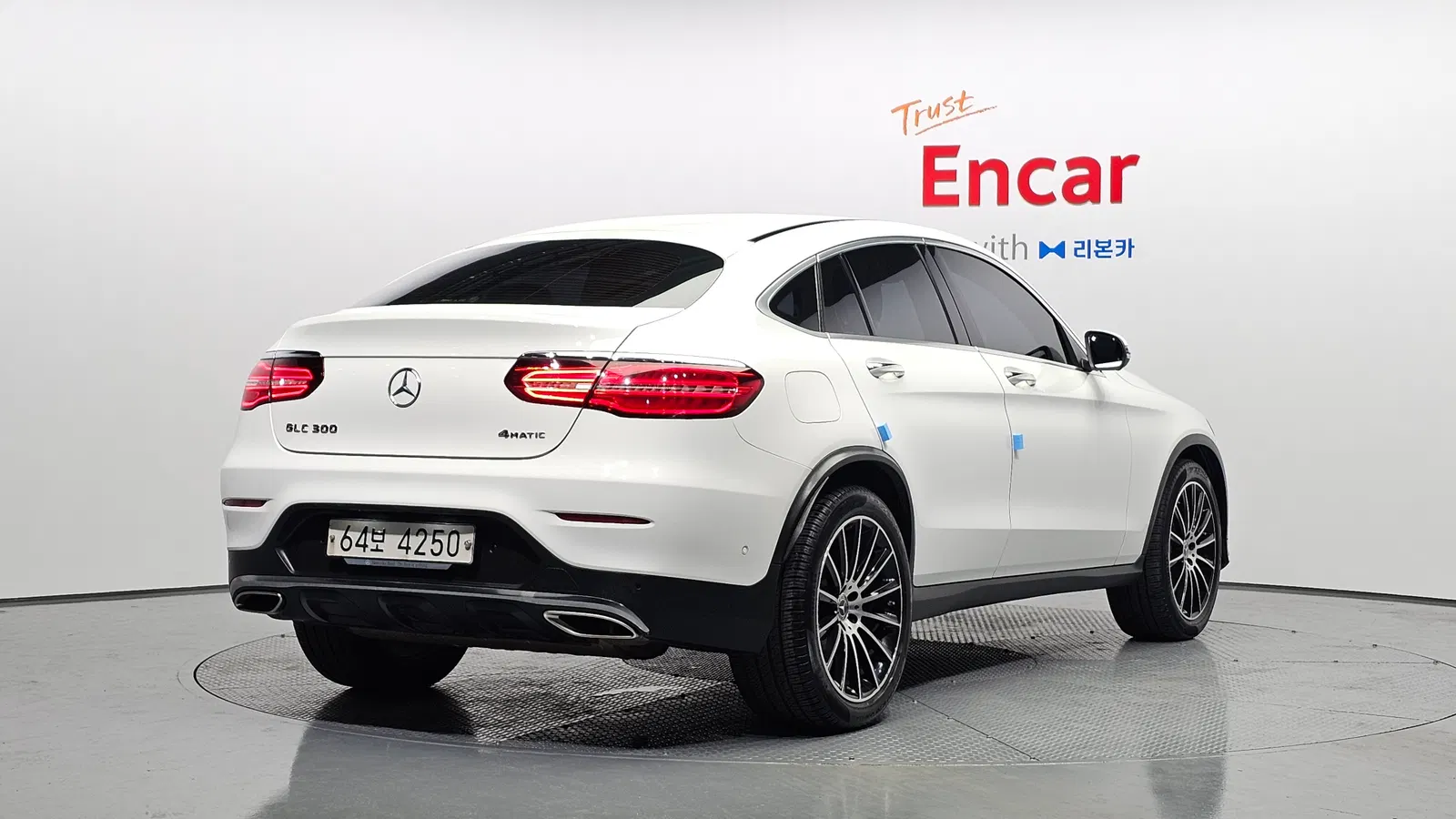 Mercedes-Benz GLC AMG Line · GLC300 4MATIC Coupé (X253) 2019 — photo 1 sur 30
