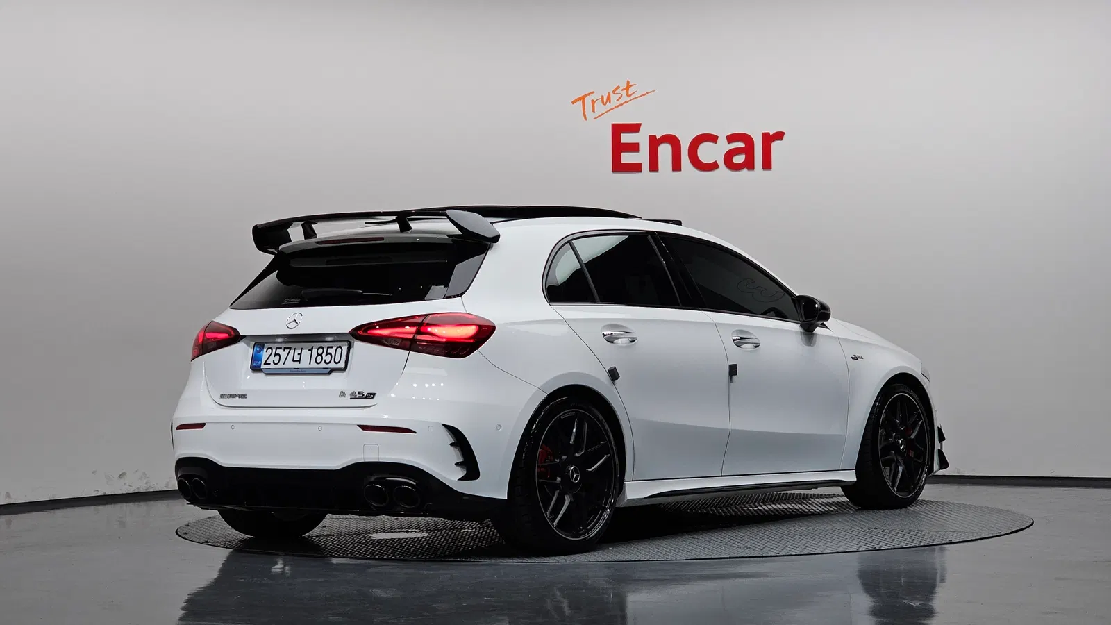 Mercedes-AMG Classe A A45 S 4MATIC+ 5 portes (W177) 2025 — photo 1 sur 35