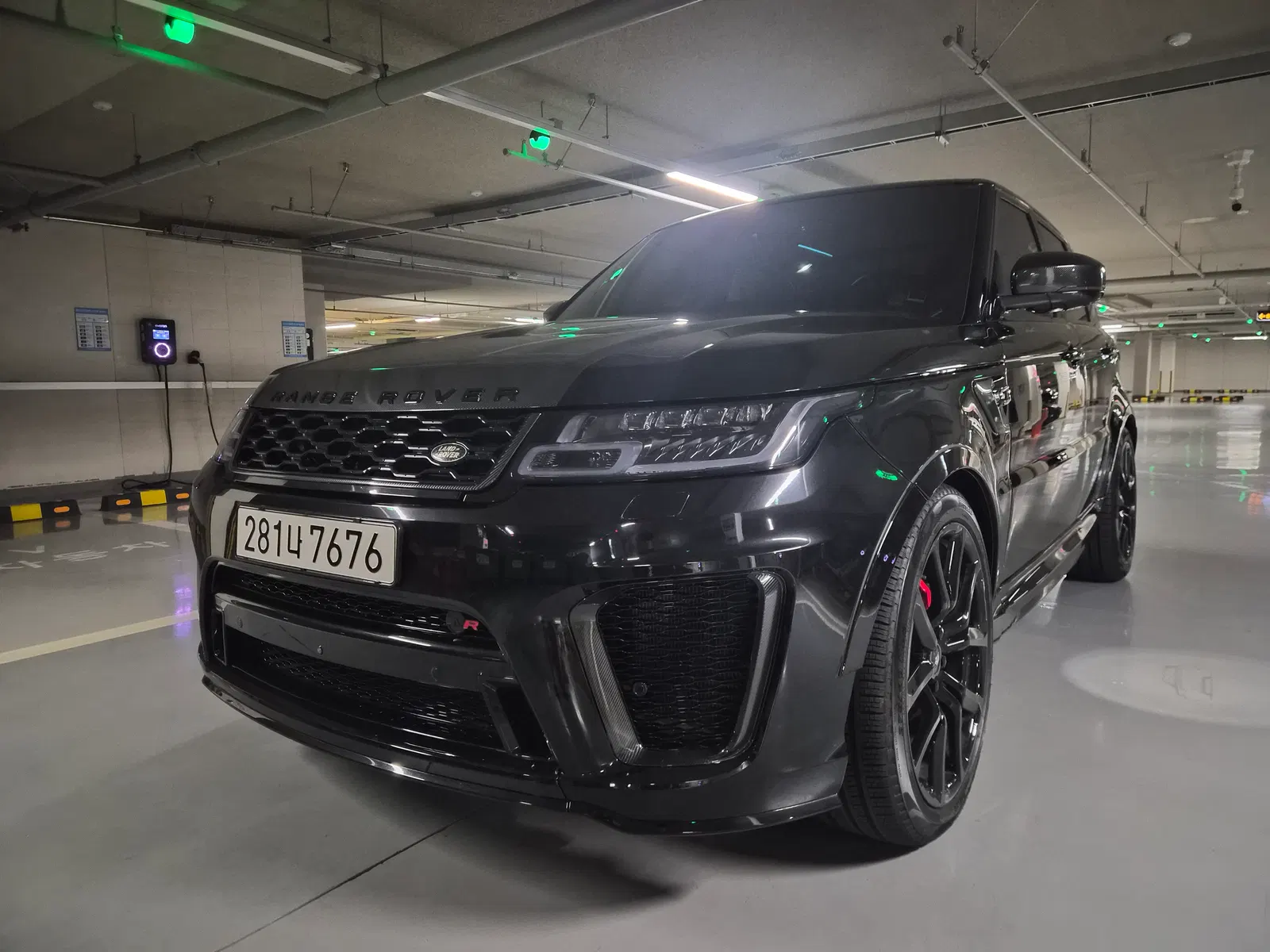 Land Rover Range Rover Sport 2e génération 5.0 SVR 2016 — photo 1 sur 25