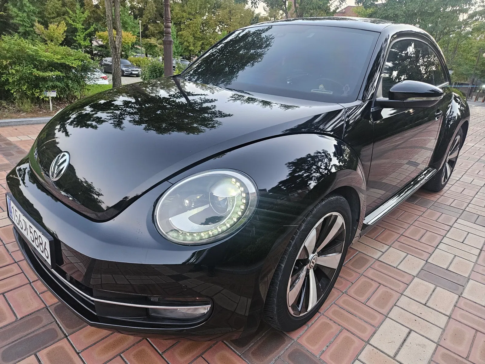 Volkswagen Beetle 2.0 TDI Premium 2013 — photo 1 sur 18