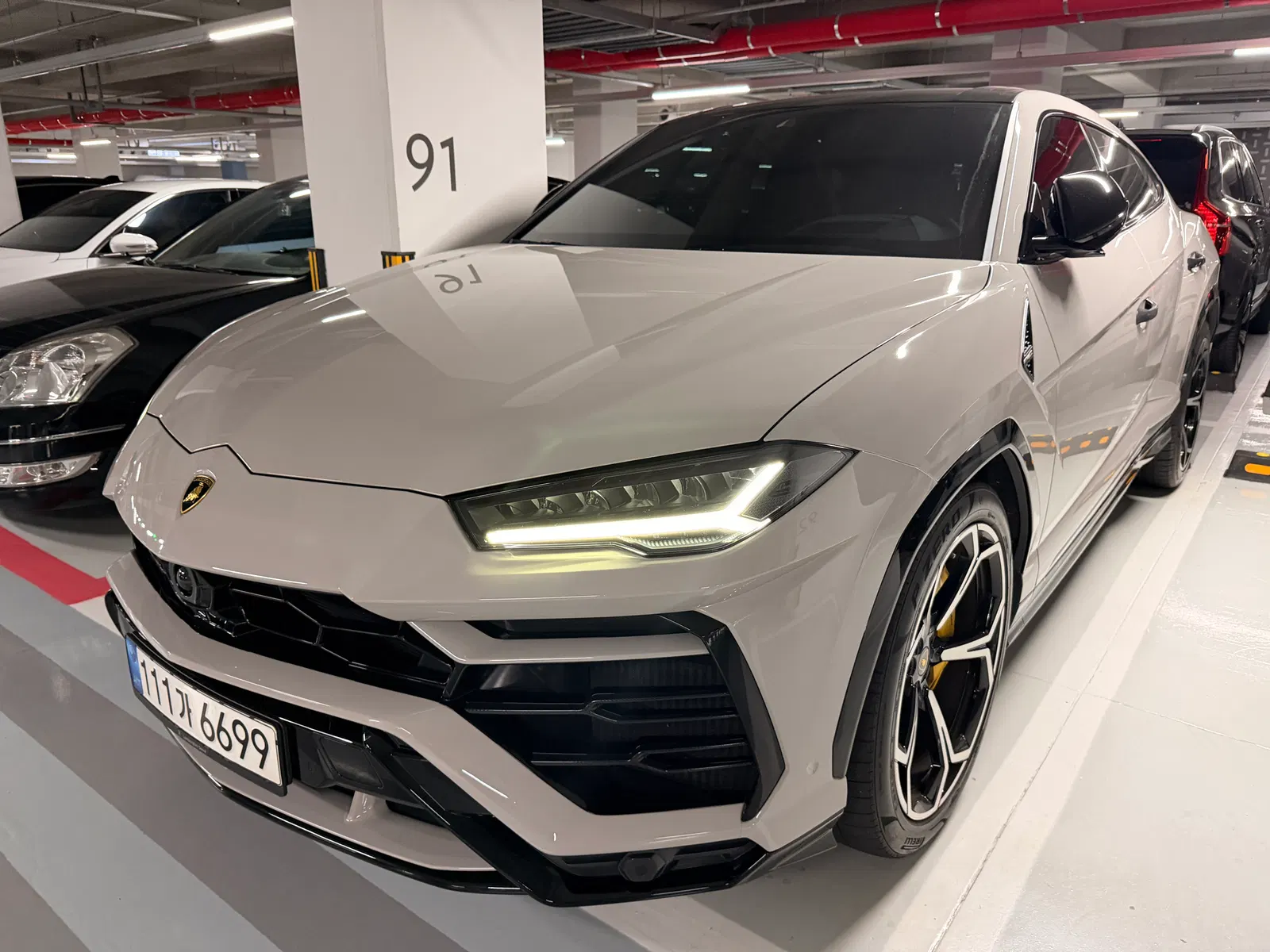 Lamborghini Urus 4.0 V8 2020 — photo 1 sur 12