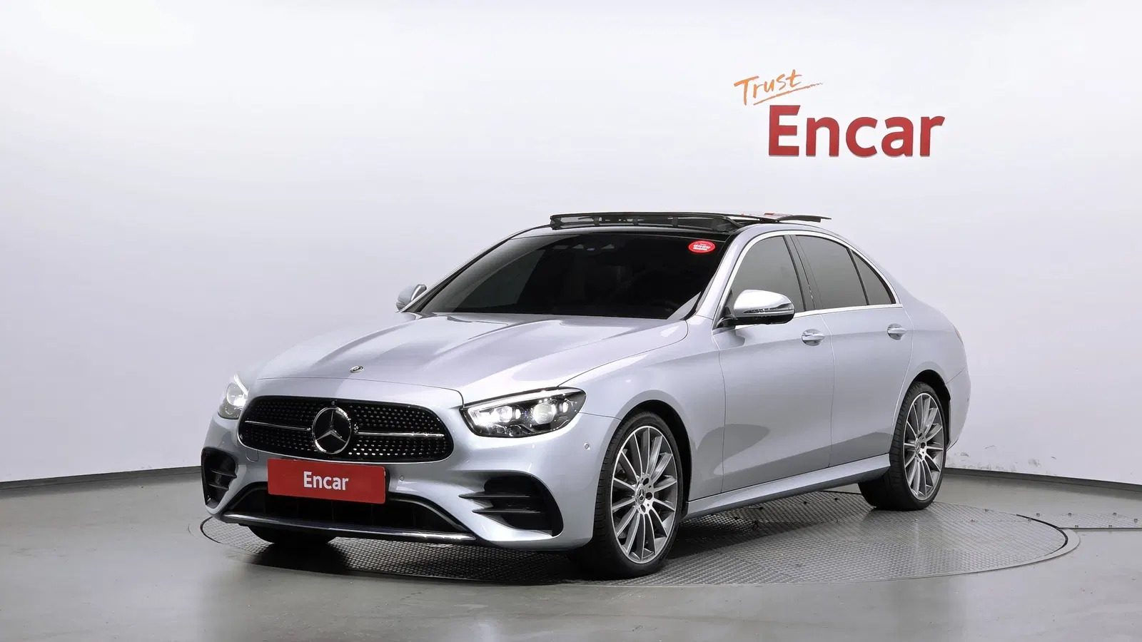 Mercedes-Benz Classe E AMG Line · E350 4MATIC (W213) 2022 — photo 1 sur 40