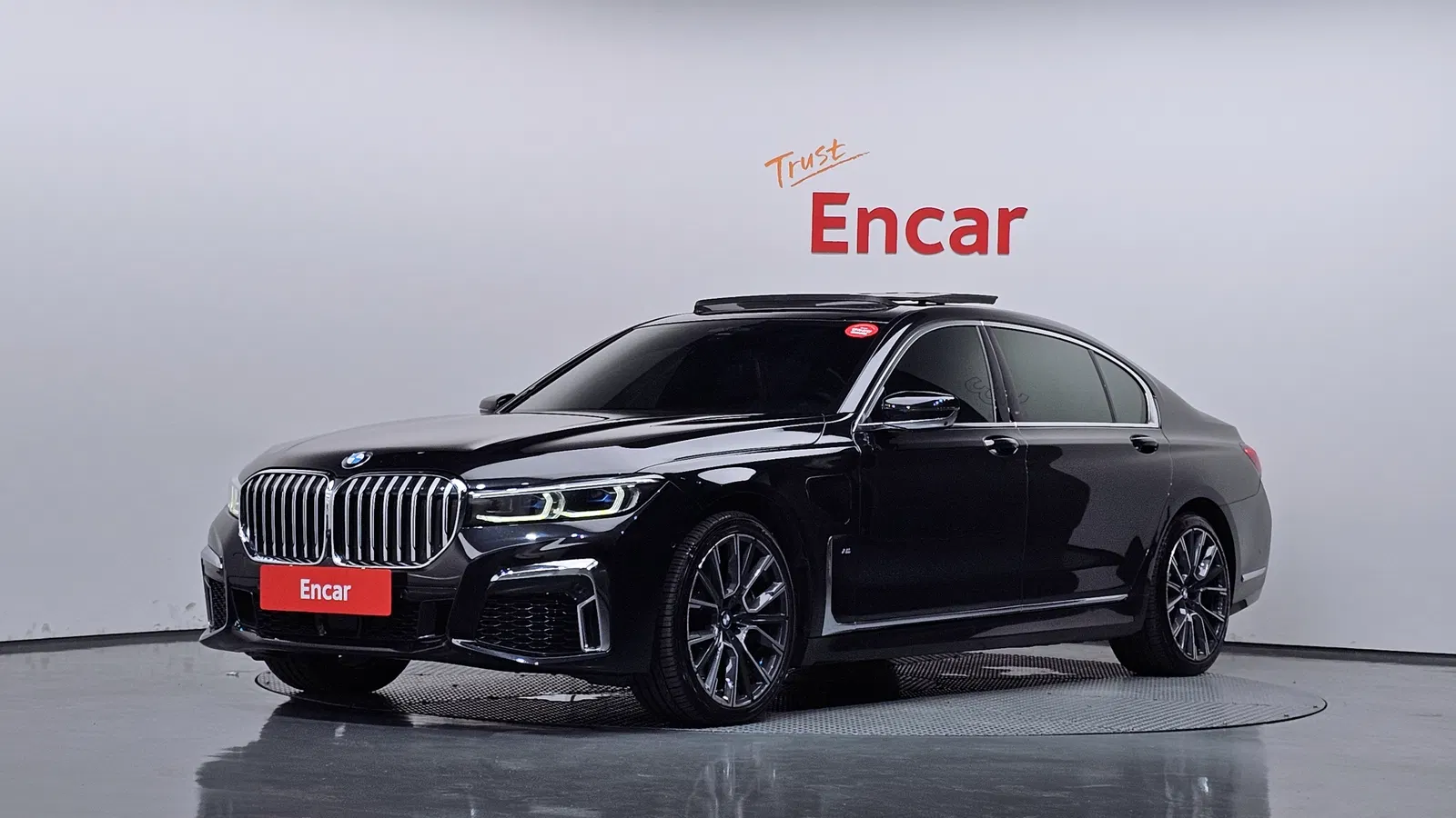 BMW Série 7 (G11) 745Le iPerformance M Sport 2020 — photo 1 sur 41