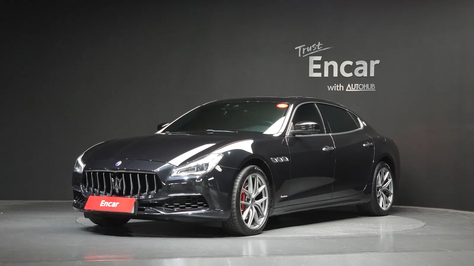 Maserati Quattroporte 3.0 Diesel GranLusso 2018 — photo 1 sur 33