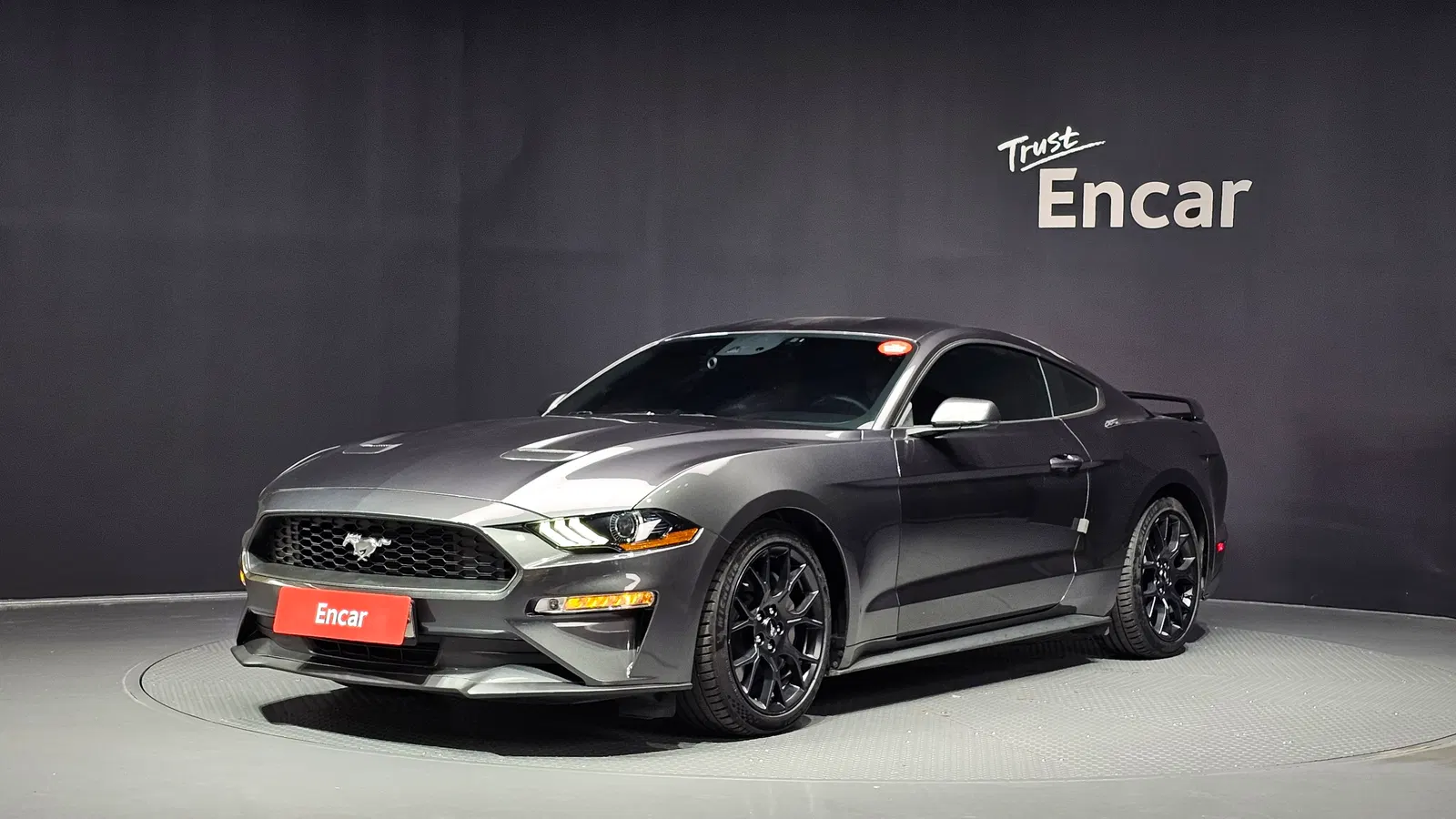 Ford Mustang Coupé 2019 — photo 1 sur 34
