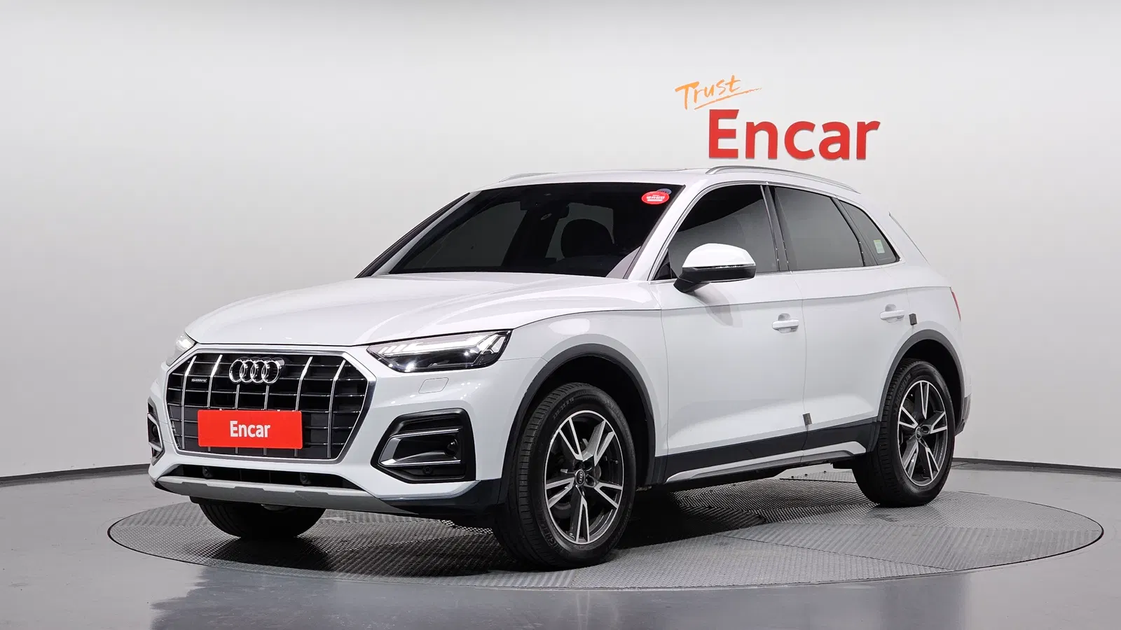 Audi Q5 (FY) 40 TDI Quattro 2021 — photo 1 sur 20