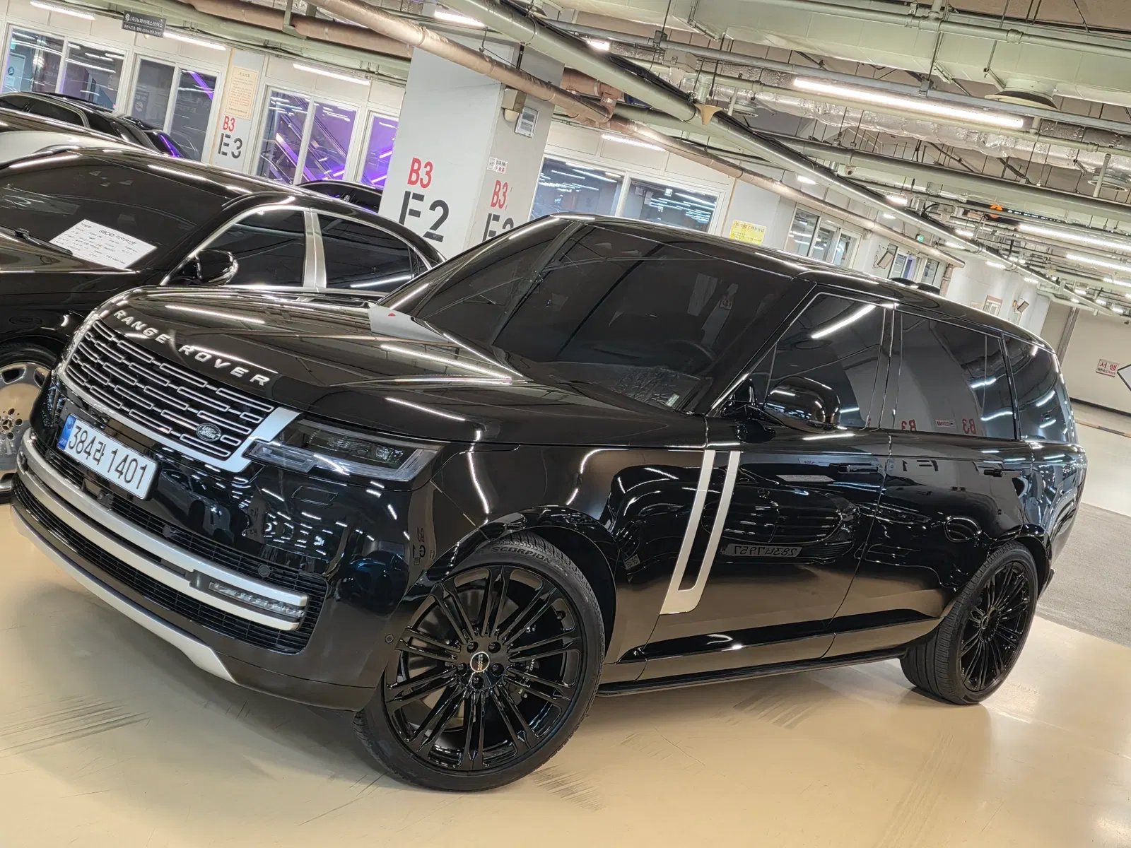 Land Rover Range Rover 5e génération P530 AB LWB 2026 — photo 1 sur 26