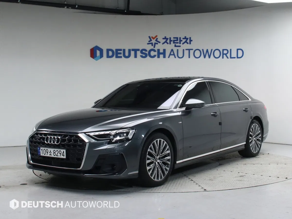 Audi A8 (D5) 55 TFSI Quattro Premium LWB 2022 — photo 1 sur 26