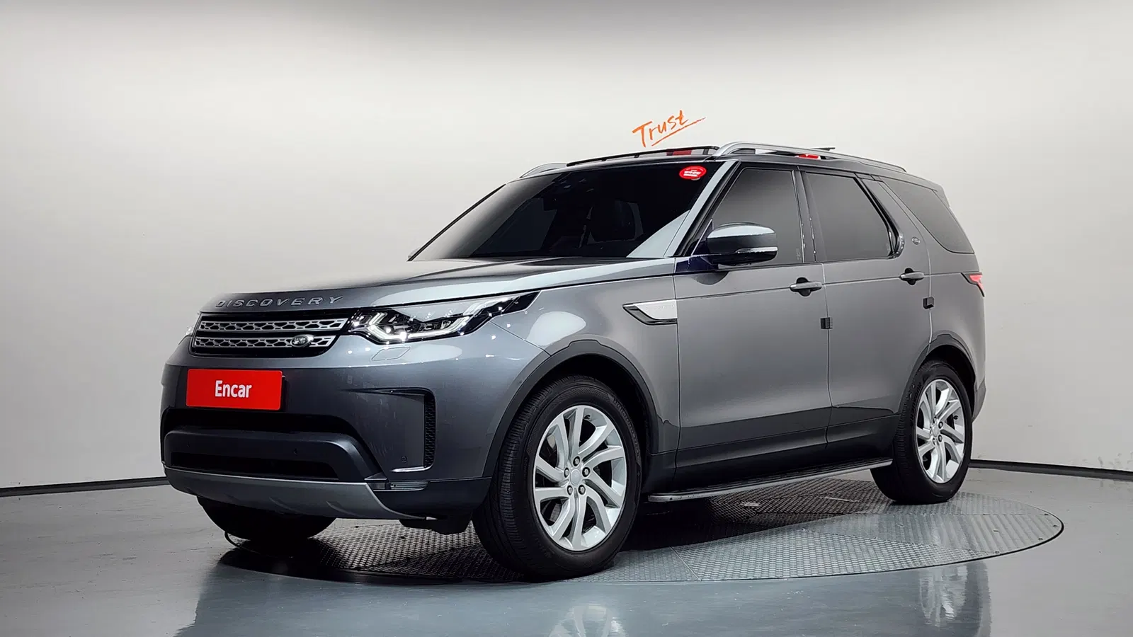 Land Rover Discovery 5 3.0 TD6 HSE 2018 — photo 1 sur 30