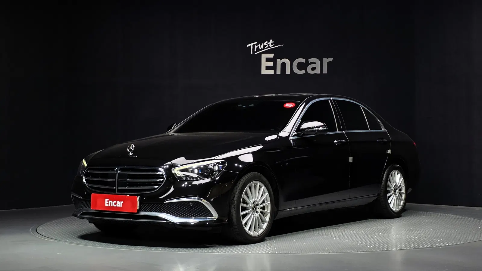 Mercedes-Benz Classe E E220d 4MATIC Exclusive (W213) 2022 — photo 1 sur 34