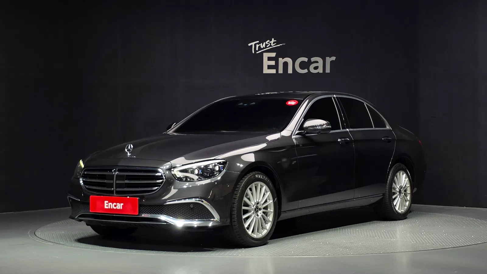 Mercedes-Benz Classe E E220d 4MATIC Exclusive (W213) 2021 — photo 1 sur 20