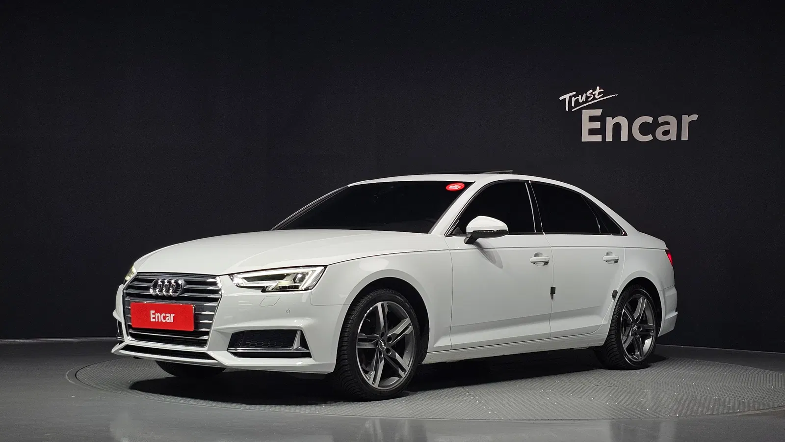Audi A4 (B9) 40 TFSI Premium 2019 — photo 1 sur 33