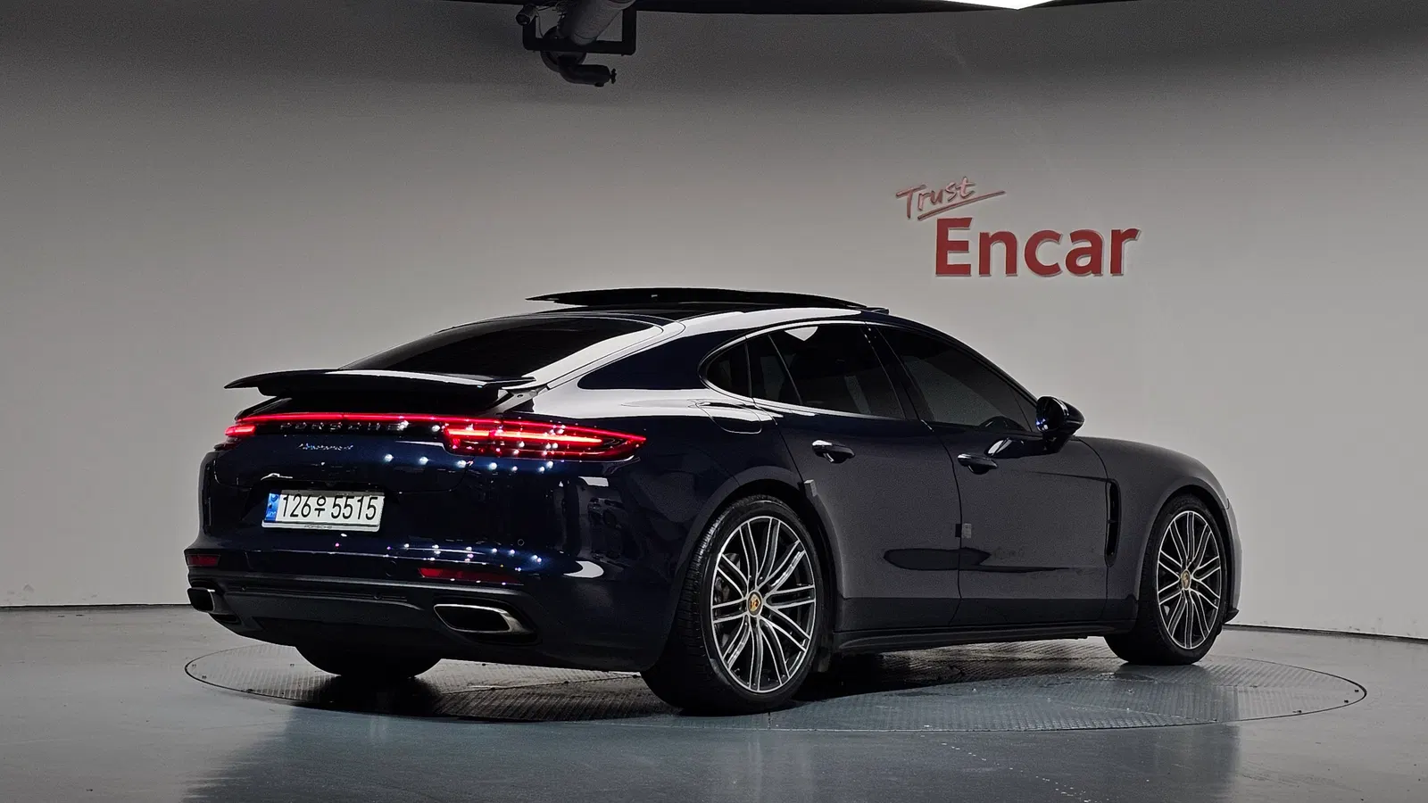 Porsche Panamera (971) 3.0 AWD 2018 — photo 1 sur 34