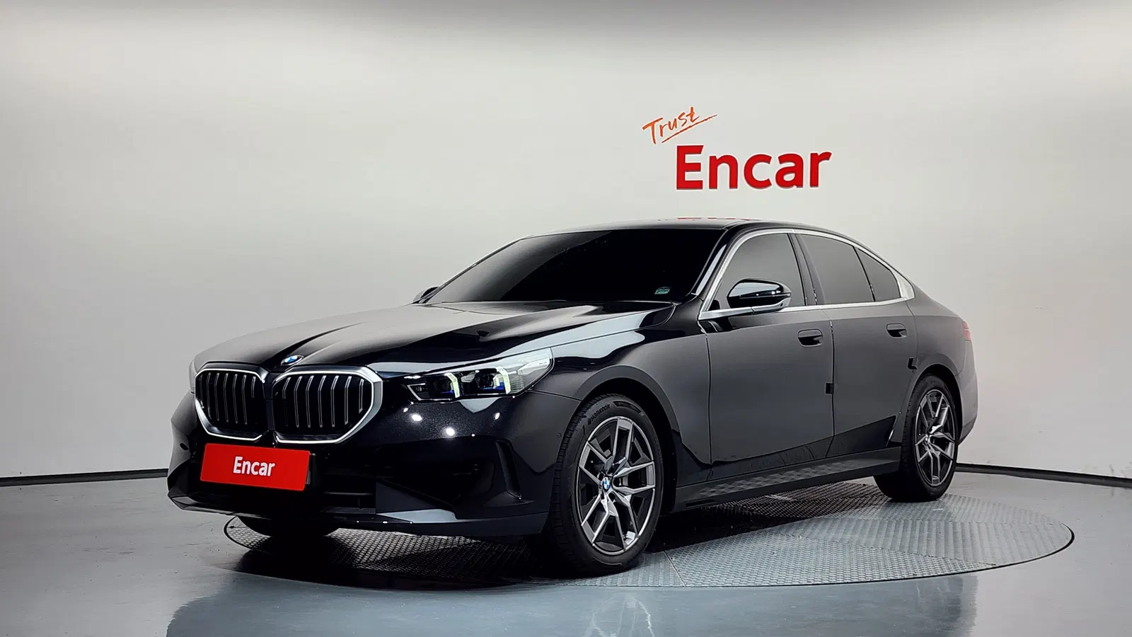 BMW Série 5 (G60) 530i xDrive 2025 — photo 1 sur 20
