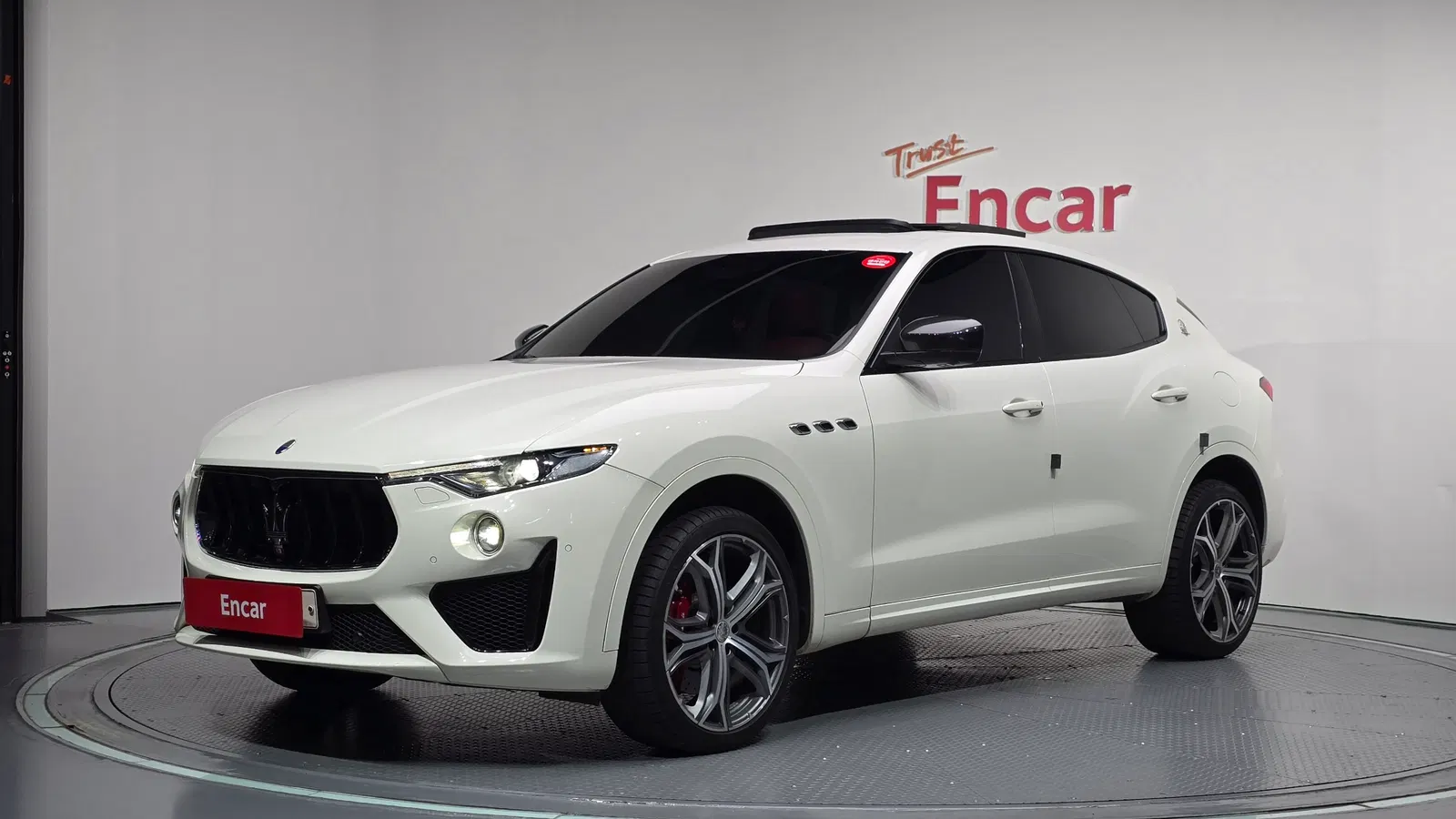 Maserati Levante 3.8 GTS AWD 2019 — photo 1 sur 20