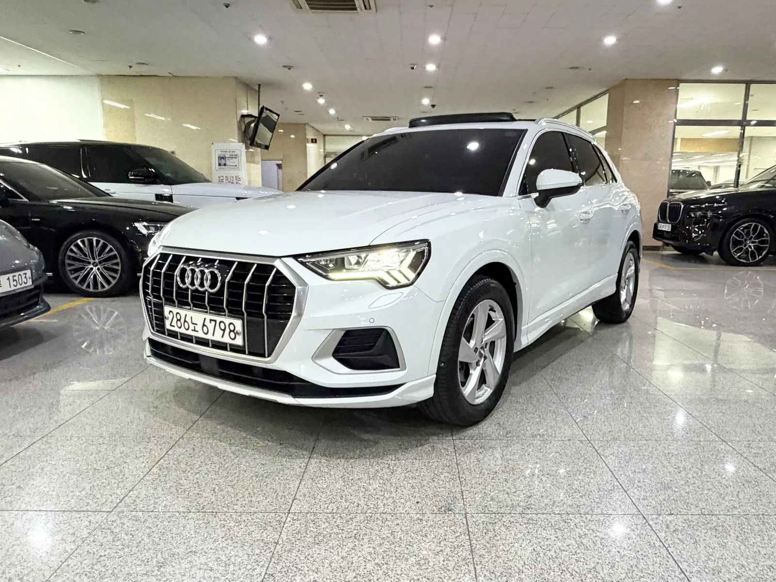 Audi Q3 (F3) 35 TDI Premium 2020 — photo 1 sur 26