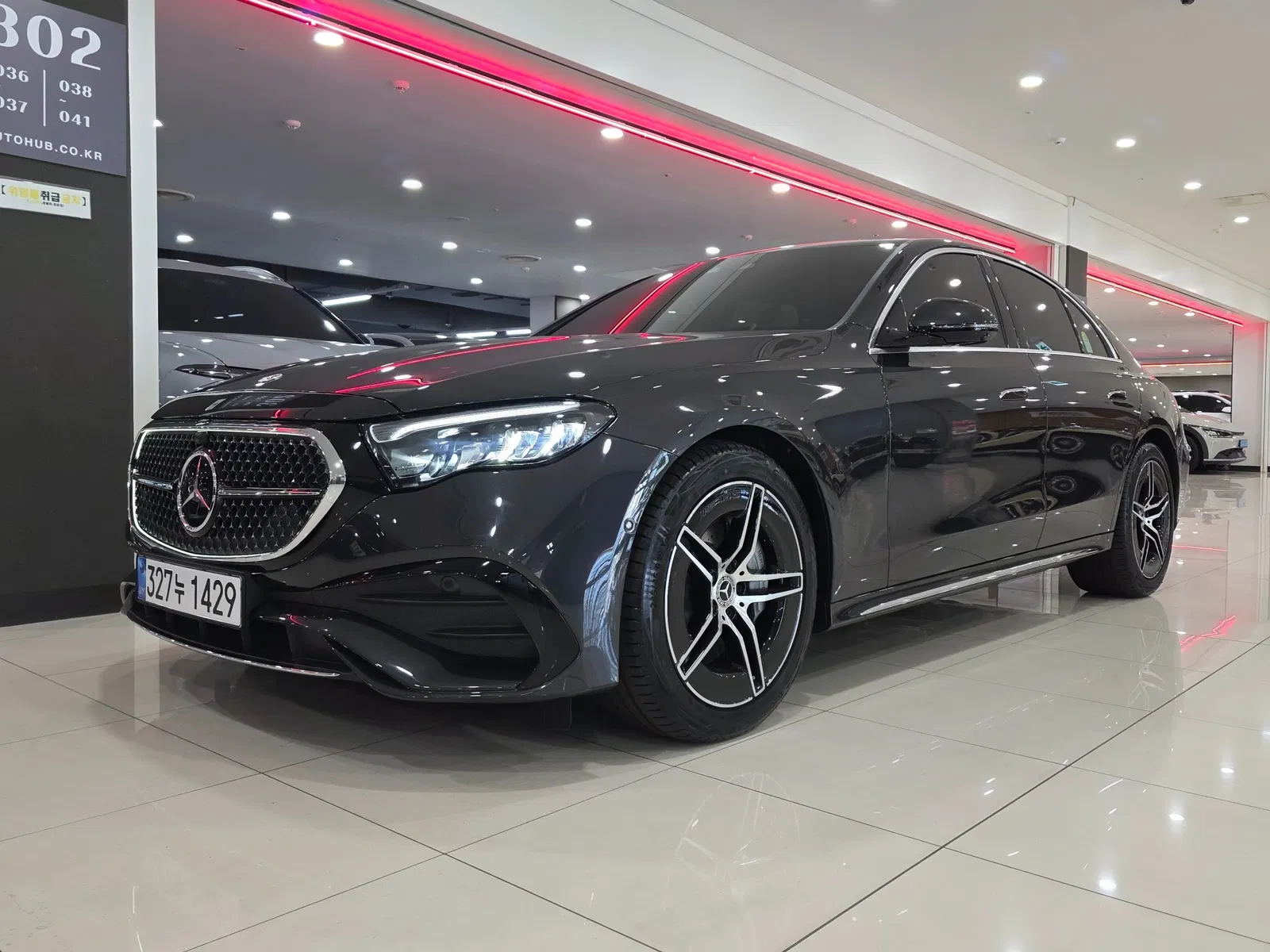 Mercedes-Benz Classe E AMG Line · E200 (W214) 2026 — photo 1 sur 26