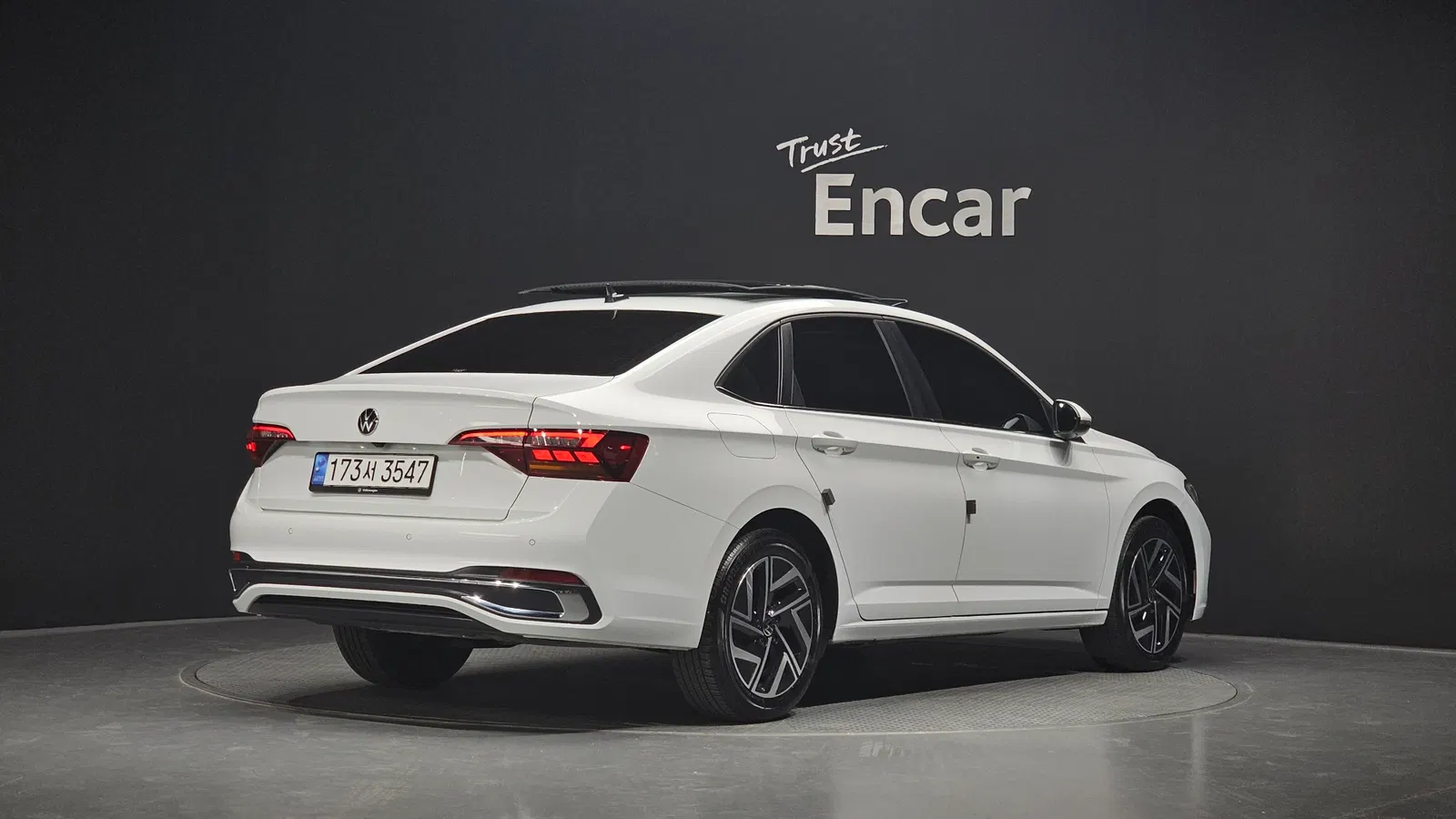 Volkswagen Jetta 7e génération 1.5 TSI Prestige 2023 — photo 1 sur 35