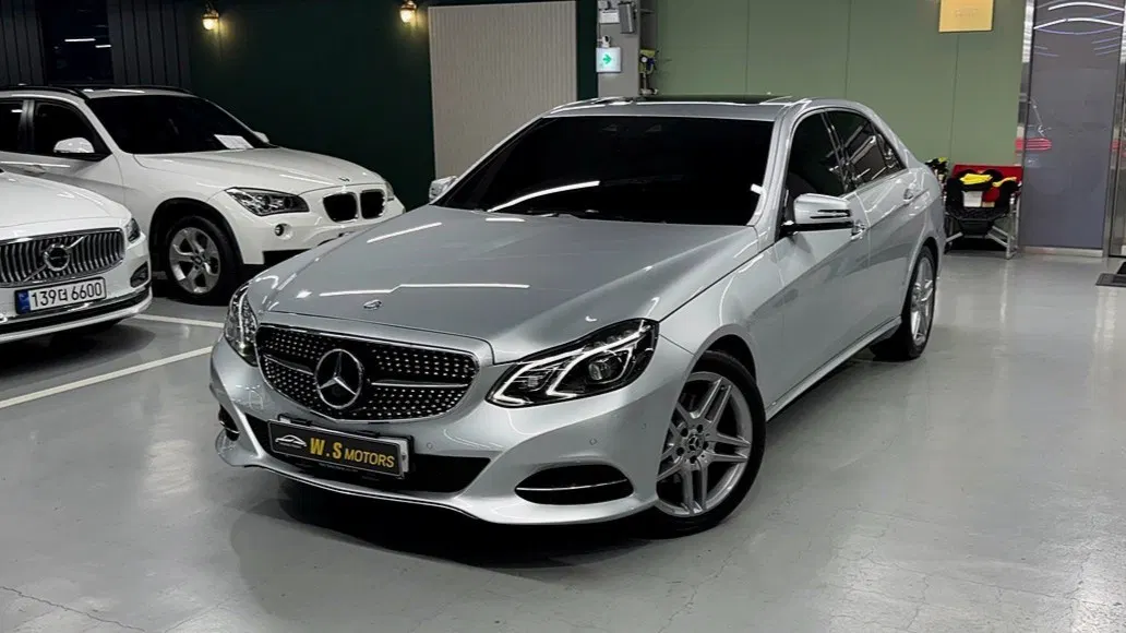 Mercedes-Benz Classe E E250 BlueTEC 4MATIC Avantgarde (W212) 2016 — photo 1 sur 26