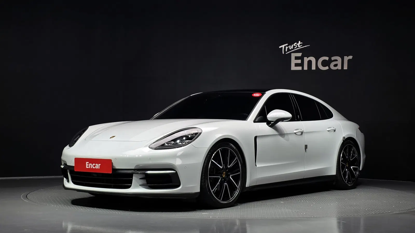 Porsche Panamera (971) 3.0 AWD 2020 — photo 1 sur 33