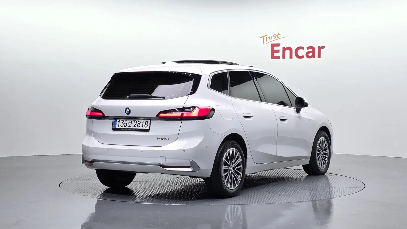 BMW Série 2 Active Tourer (U06) 218d Luxury 2022 — photo 1 sur 35