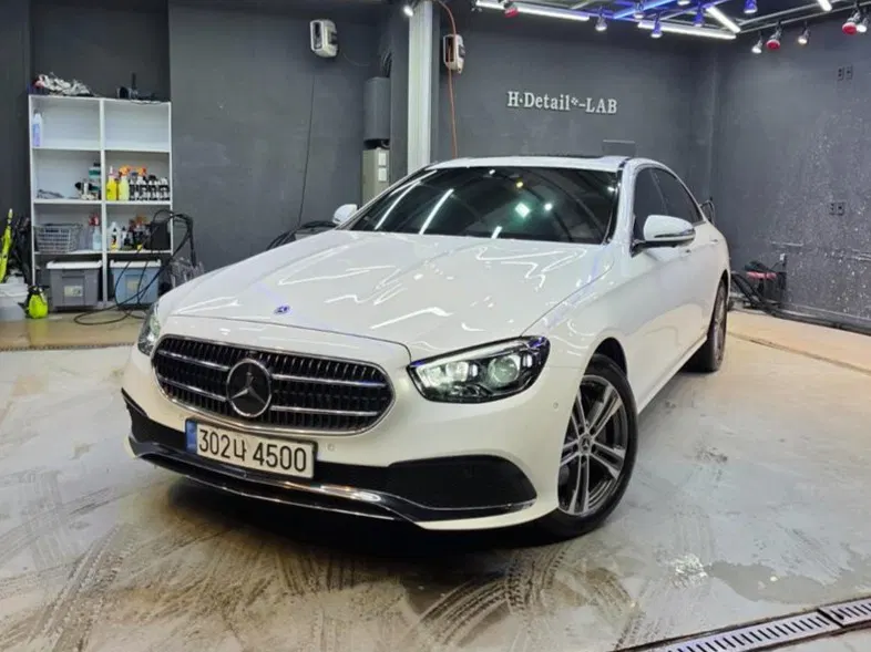 Mercedes-Benz Classe E E350 4MATIC Avantgarde (W213) 2022 — photo 1 sur 26