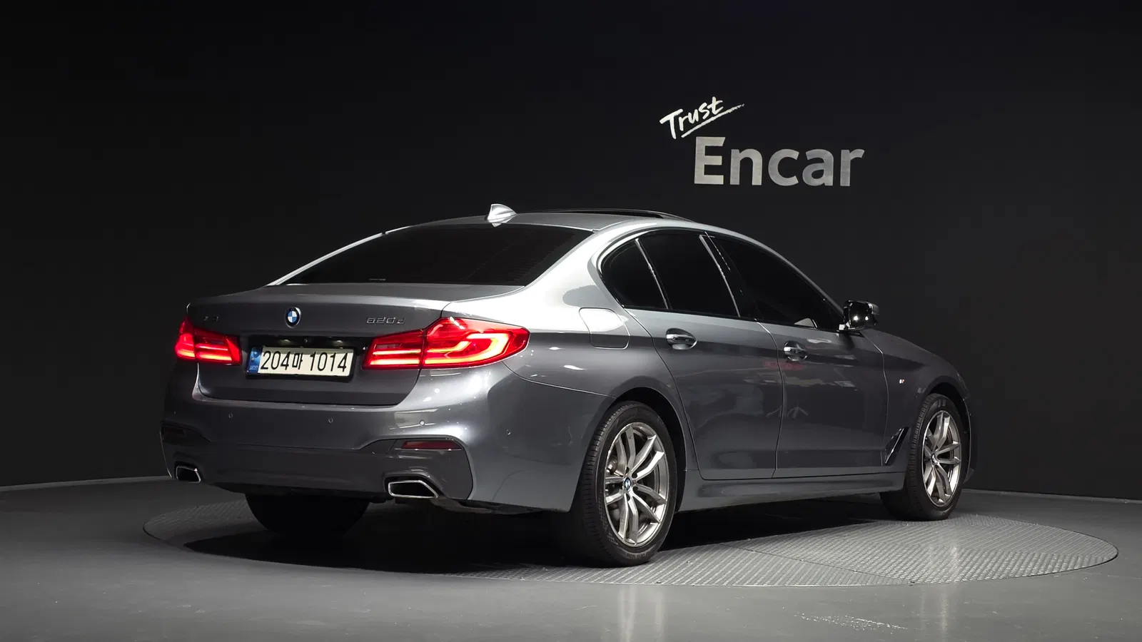 BMW Série 5 (G30) 520d xDrive M Sport Plus 2017 — photo 1 sur 32