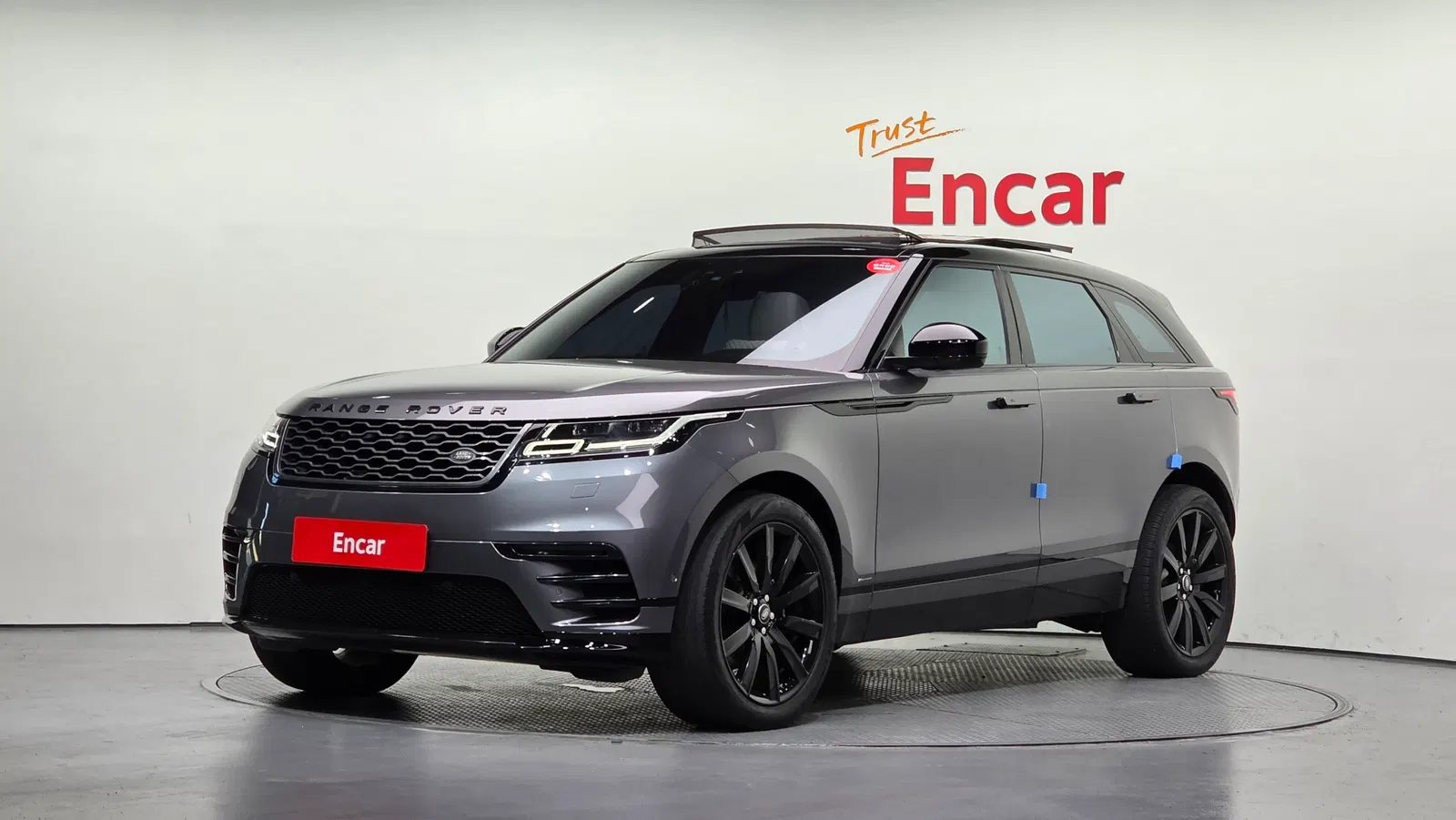 Land Rover Range Rover Velar 3.0 D300 R-Dynamic SE 2018 — photo 1 sur 20