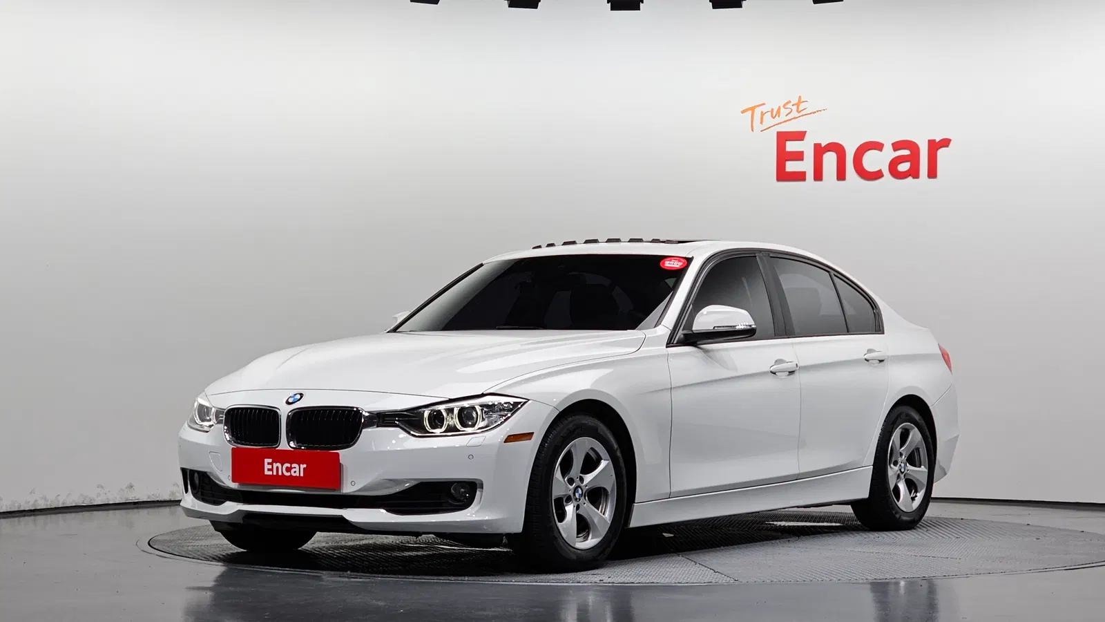 BMW Série 3 (F30) 320d EDEdition 2014 — photo 1 sur 20