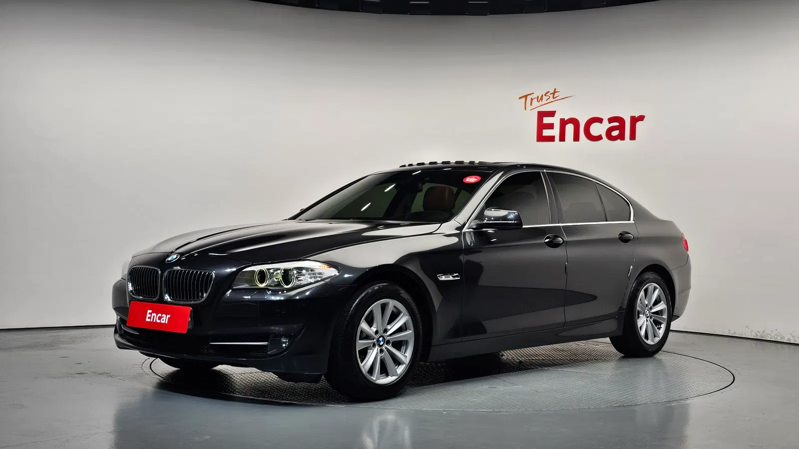 BMW Série 5 (F10) 525d 2013 — photo 1 sur 20