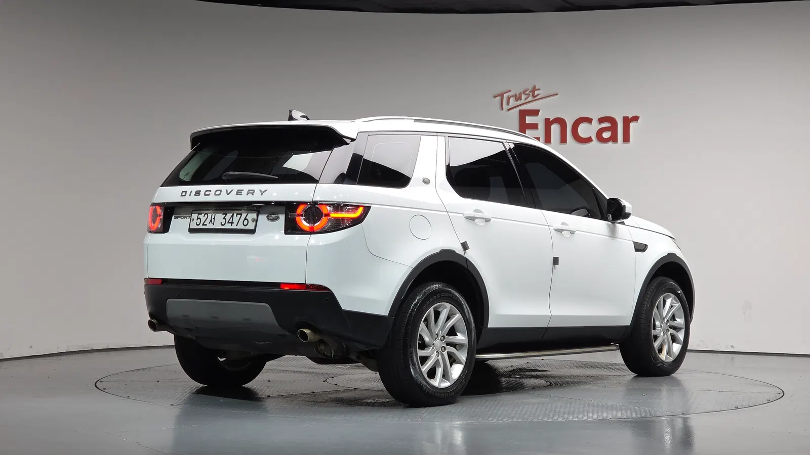 Land Rover Discovery Sport 2.0 TD4 SE (150 ch) 2019 — photo 1 sur 45