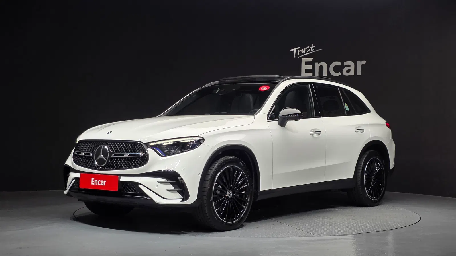 Mercedes-Benz GLC AMG Line · GLC300 4MATIC (X254) 2026 — photo 1 sur 36