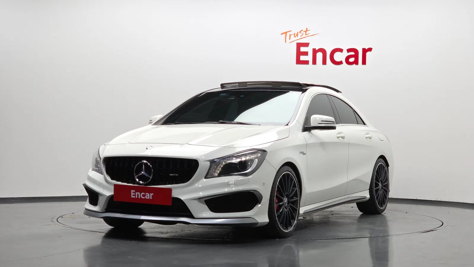 Mercedes-AMG CLA CLA45 4MATIC (C117) 2016 — photo 1 sur 20