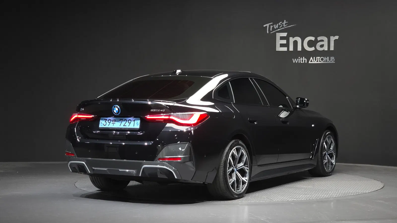 BMW i4 eDrive40 M Sport Pro 2023 — photo 1 sur 32