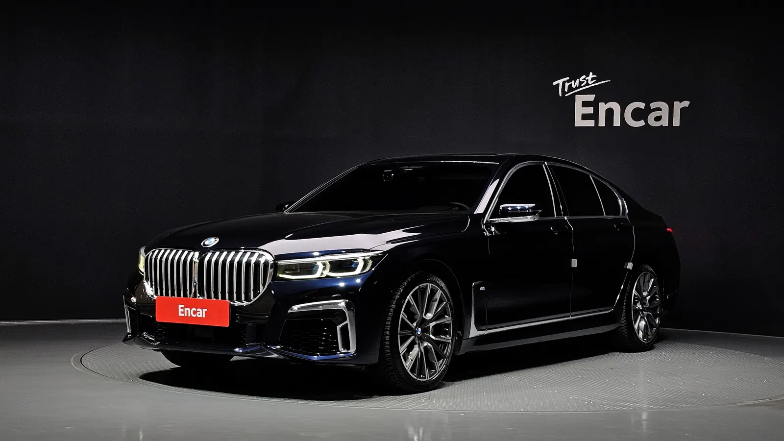 BMW Série 7 (G11) 740i M Sport 2021 — photo 1 sur 20