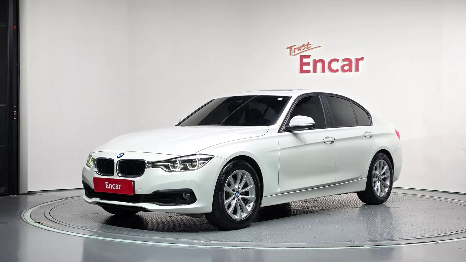 BMW Série 3 (F30) 320d 2017 — photo 1 sur 20