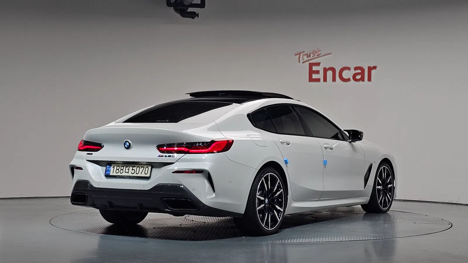 BMW Série 8 (G15) M850i xDrive GranCoupé 2023 — photo 1 sur 39